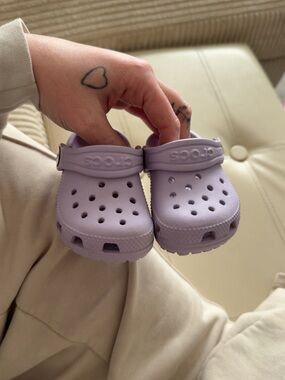 CROCS Kids' Classic Clog - Light Purple